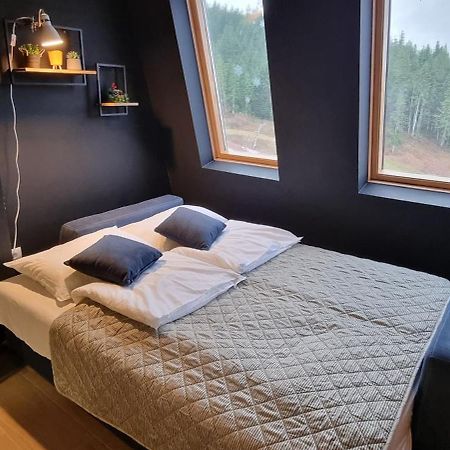 Apartman Winter Пале Екстериор снимка