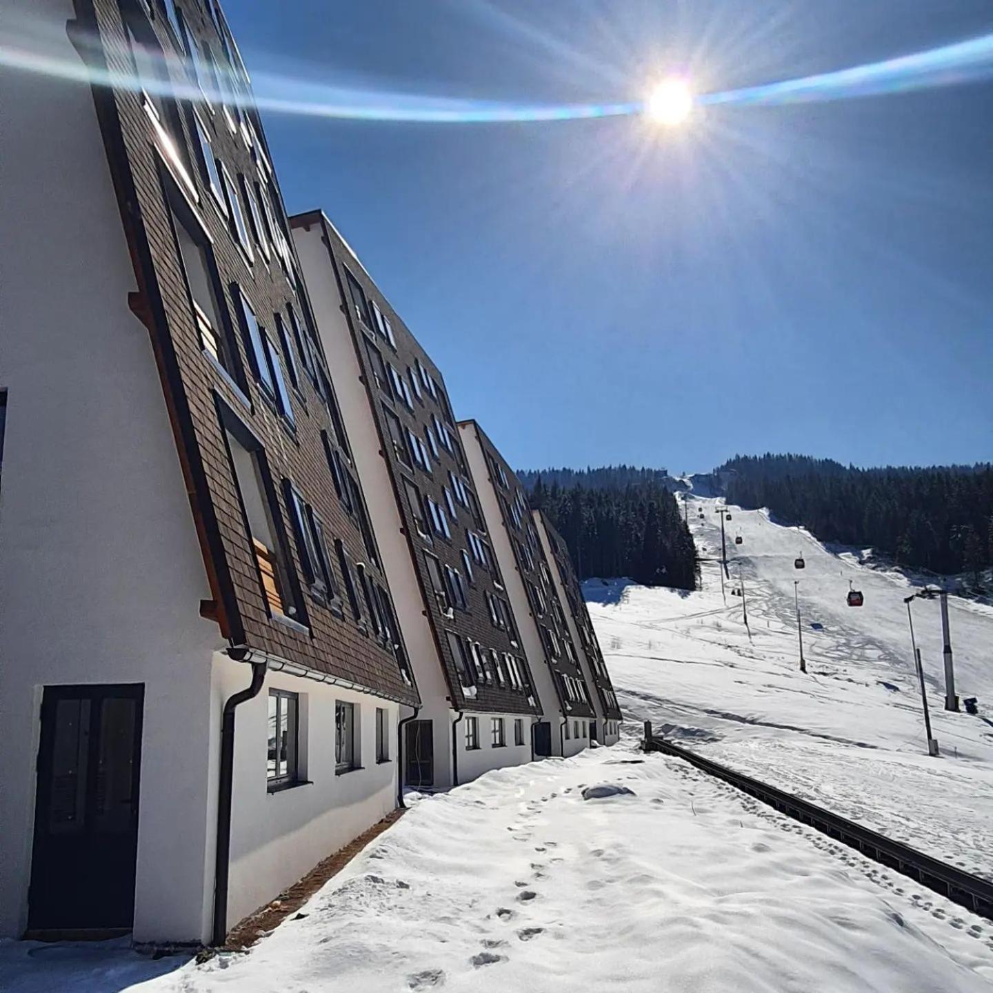 Apartman Winter Пале Екстериор снимка